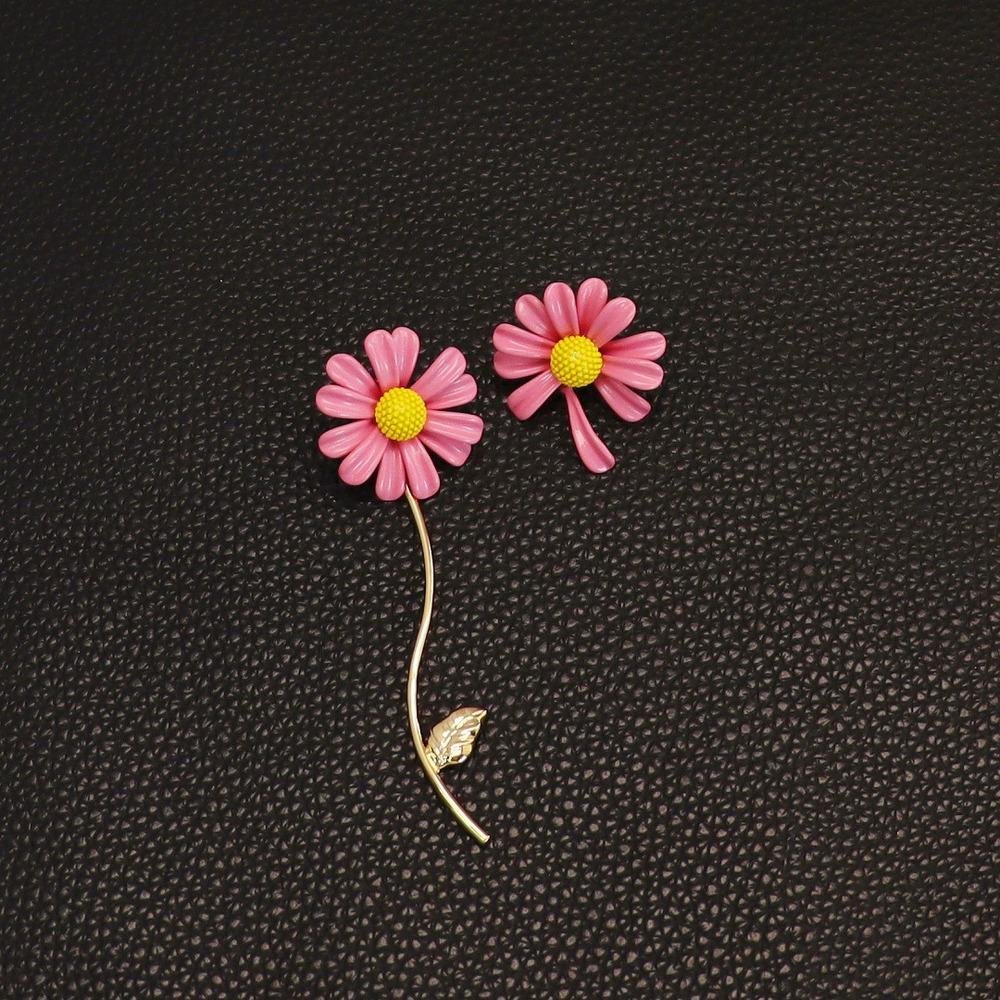 Kendra Scott Yellow Daisy Set Ring Bracelet Necklace Earrings